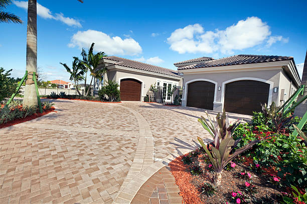 Best Custom Driveway Pavers  in Tecumseh, MI